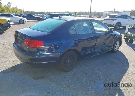 2014 Volkswagen Jetta 1.8T Se z USA, uszkodzony, nr VIN 3VWD07AJ2EM392837